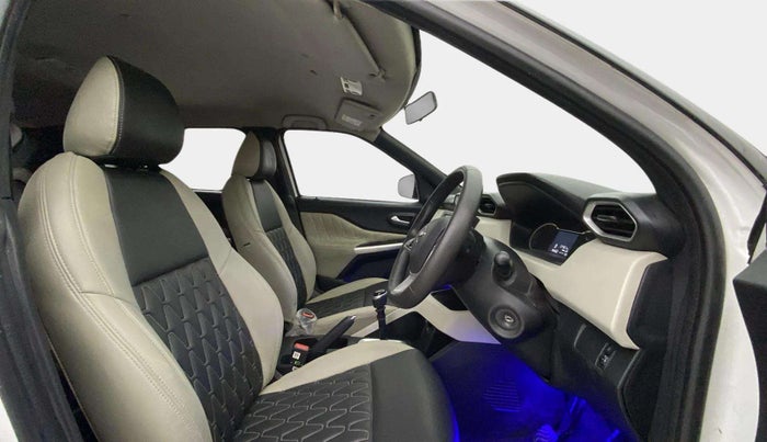 2021 Nissan MAGNITE XL, Petrol, Manual, 37,397 km, Right Side Front Door Cabin