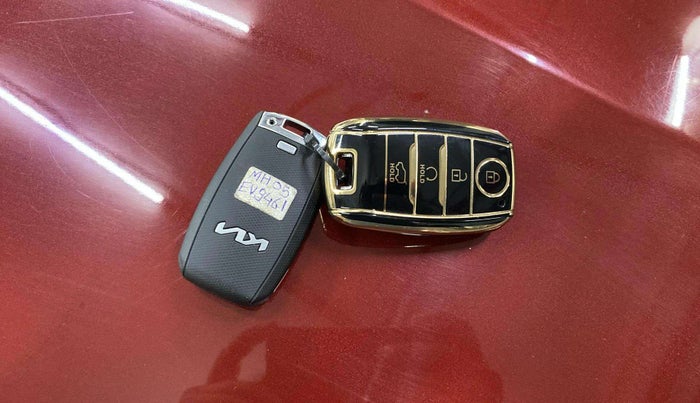 2022 KIA SELTOS HTK PLUS 1.5 IMT, Petrol, Manual, 21,022 km, Key Close Up