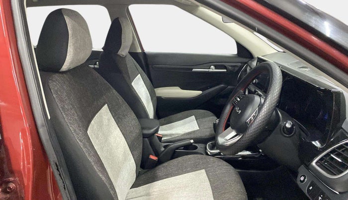 2022 KIA SELTOS HTK PLUS 1.5 IMT, Petrol, Manual, 21,022 km, Right Side Front Door Cabin