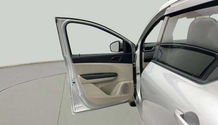 2019 Renault TRIBER RXT, Petrol, Manual, 39,143 km, LHS Front Door