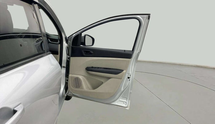 2019 Renault TRIBER RXT, Petrol, Manual, 39,143 km, RHS Front Door