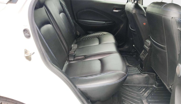2022 Maruti Baleno ALPHA 1.2 AGS, Petrol, Automatic, 40,206 km, Right Side Rear Door Cabin