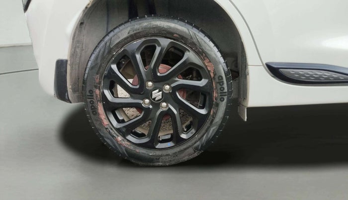2022 Maruti Baleno ALPHA 1.2 AGS, Petrol, Automatic, 40,206 km, Right Rear Wheel