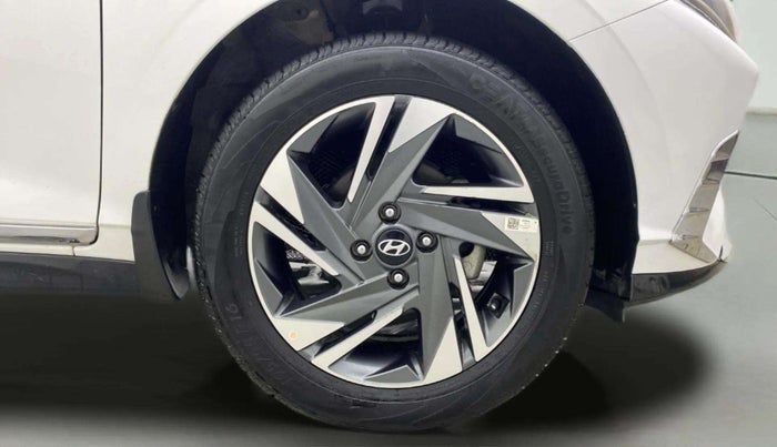 2022 Hyundai NEW I20 ASTA 1.2 MT, Petrol, Manual, 18,408 km, Right Front Wheel