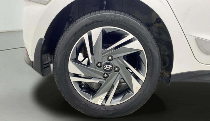 2022 Hyundai NEW I20 ASTA 1.2 MT, Petrol, Manual, 18,408 km, Right Rear Wheel