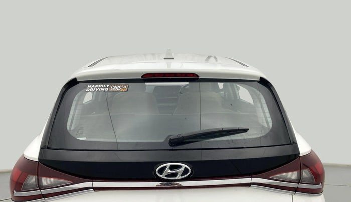 2022 Hyundai NEW I20 ASTA 1.2 MT, Petrol, Manual, 18,408 km, Rear Windshield