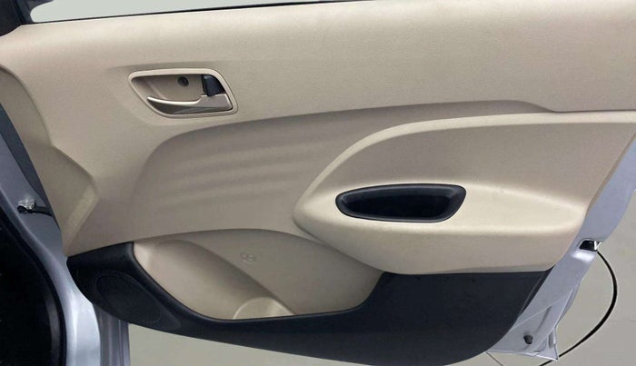 2021 Hyundai NEW SANTRO SPORTZ AMT, Petrol, Automatic, 30,374 km, Driver Side Door Panels Control