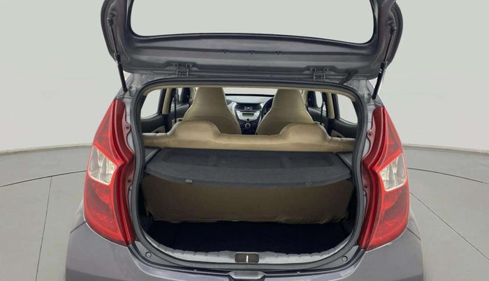 2017 Hyundai Eon MAGNA + AIRBAG, Petrol, Manual, 51,463 km, Boot Inside