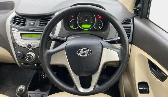 2017 Hyundai Eon MAGNA + AIRBAG, Petrol, Manual, 51,463 km, Steering Wheel Close Up