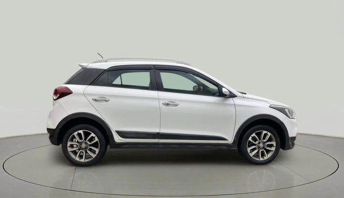2017 Hyundai i20 Active 1.2 SX, Petrol, Manual, 43,782 km, Right Side View
