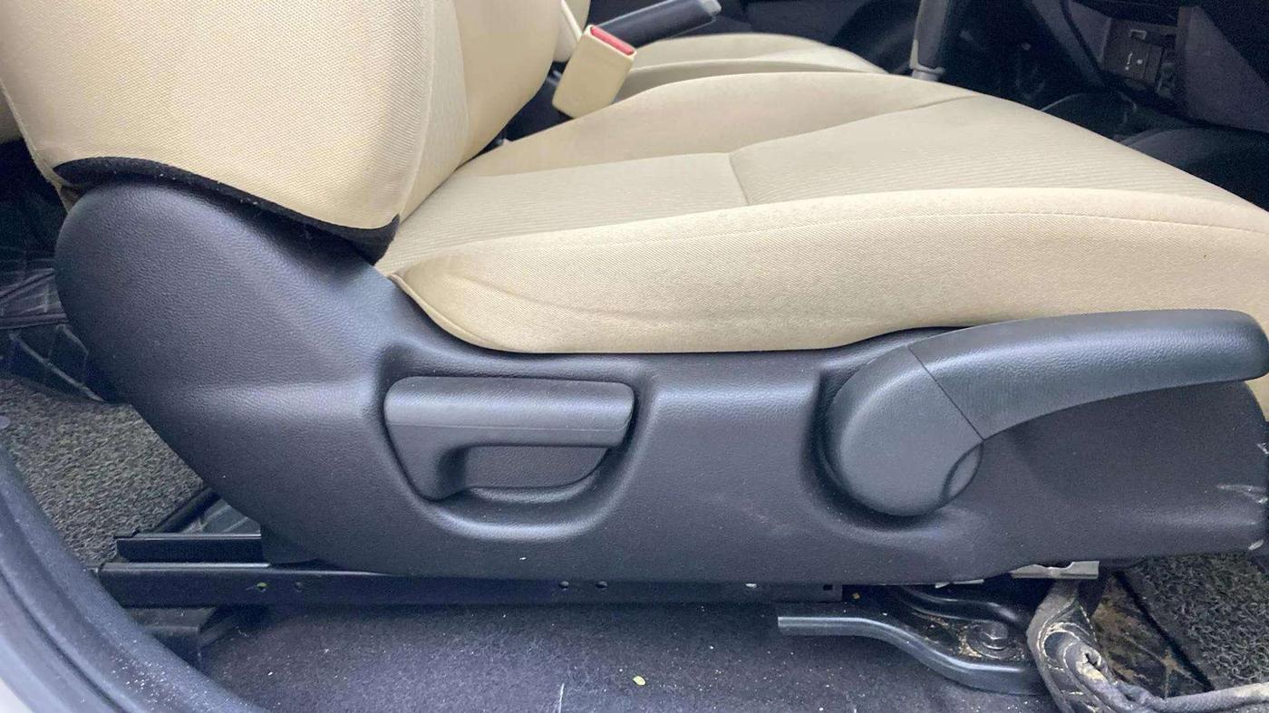 2022 Honda Jazz 1.2L I-VTEC V CVT, Petrol, Automatic, 27,734 km, Driver Side Adjustment Panel