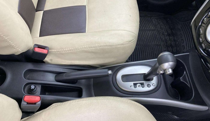2018 Nissan Sunny XV CVT, Petrol, Automatic, 20,555 km, Gear Lever