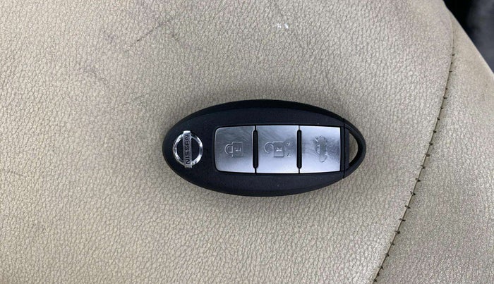 2018 Nissan Sunny XV CVT, Petrol, Automatic, 20,555 km, Key Close Up