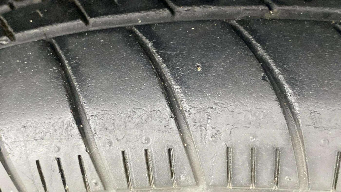 2018 Nissan Sunny XV CVT, Petrol, Automatic, 20,555 km, Right Front Tyre Tread