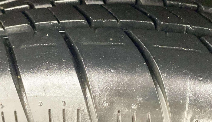 2018 Nissan Sunny XV CVT, Petrol, Automatic, 20,555 km, Right Rear Tyre Tread