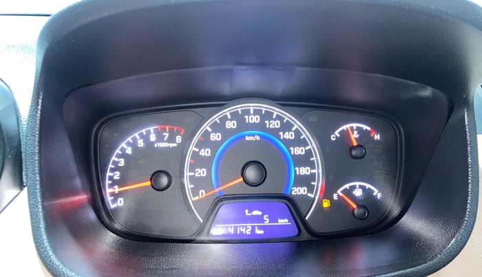 2017 Hyundai Grand i10 SPORTZ 1.2 KAPPA VTVT, Petrol, Manual, 41,714 km, Odometer Image