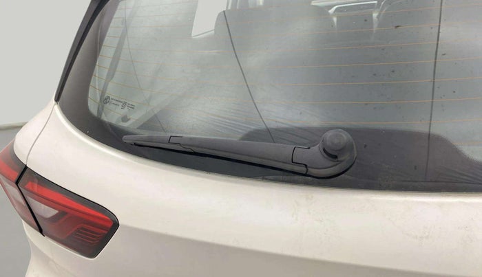 2023 MG ASTOR STYLE 1.5 MT, Petrol, Manual, 22,542 km, Rear Wiper