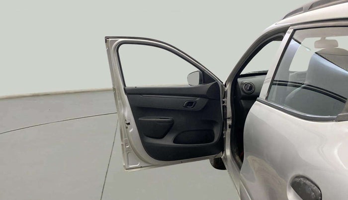 2020 Renault Kwid RXL, Petrol, Manual, 46,238 km, LHS Front Door