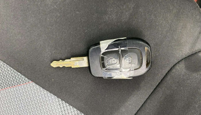 2020 Renault Kwid RXT 0.8, Petrol, Manual, 59,593 km, Key Close Up