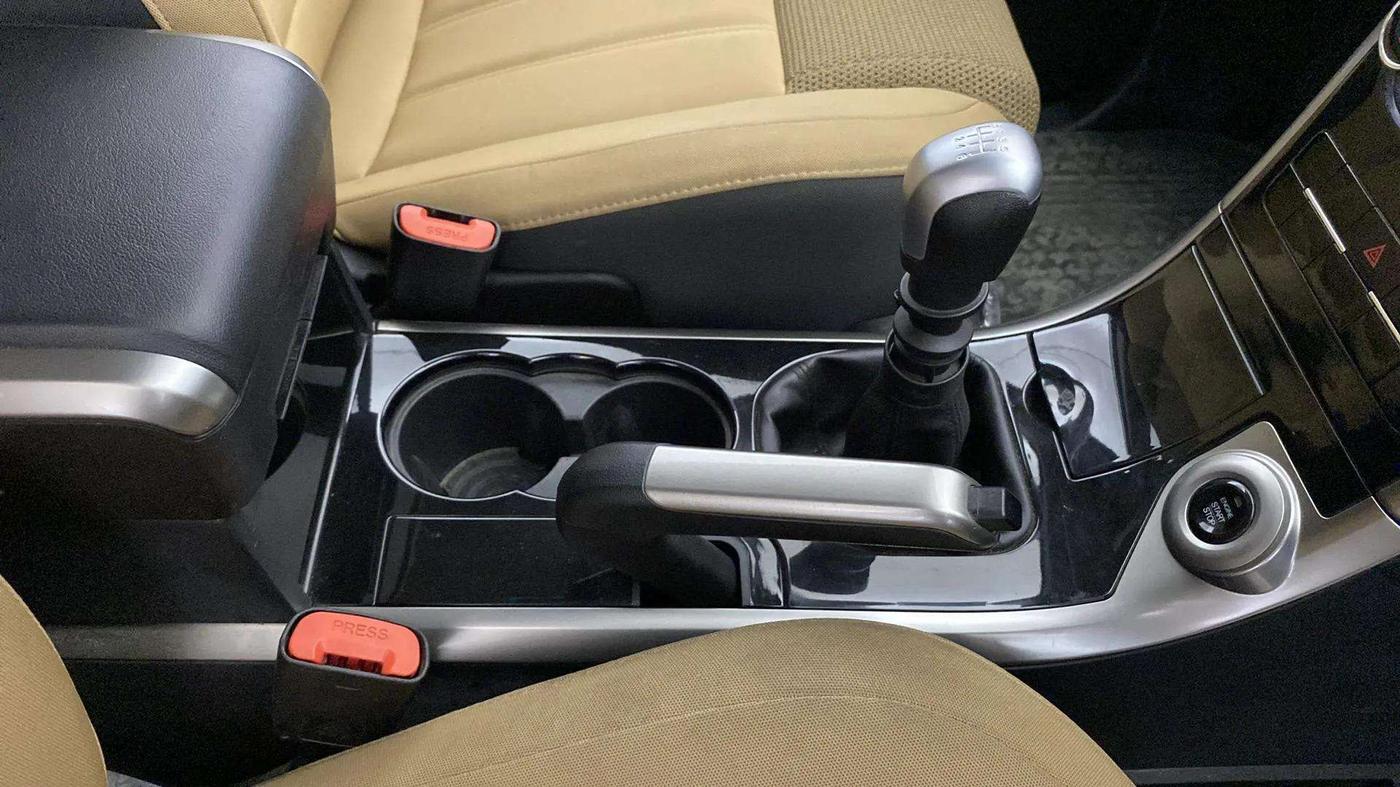 2021 Mahindra XUV500 W7, Diesel, Manual, 19,605 km, Gear Lever