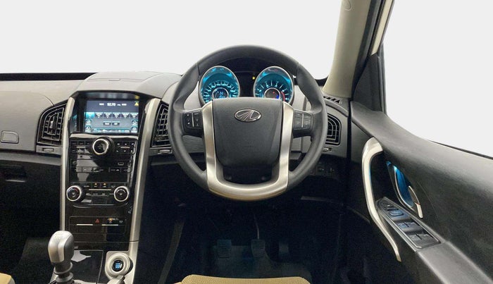 2021 Mahindra XUV500 W7, Diesel, Manual, 19,412 km, Steering Wheel Close Up