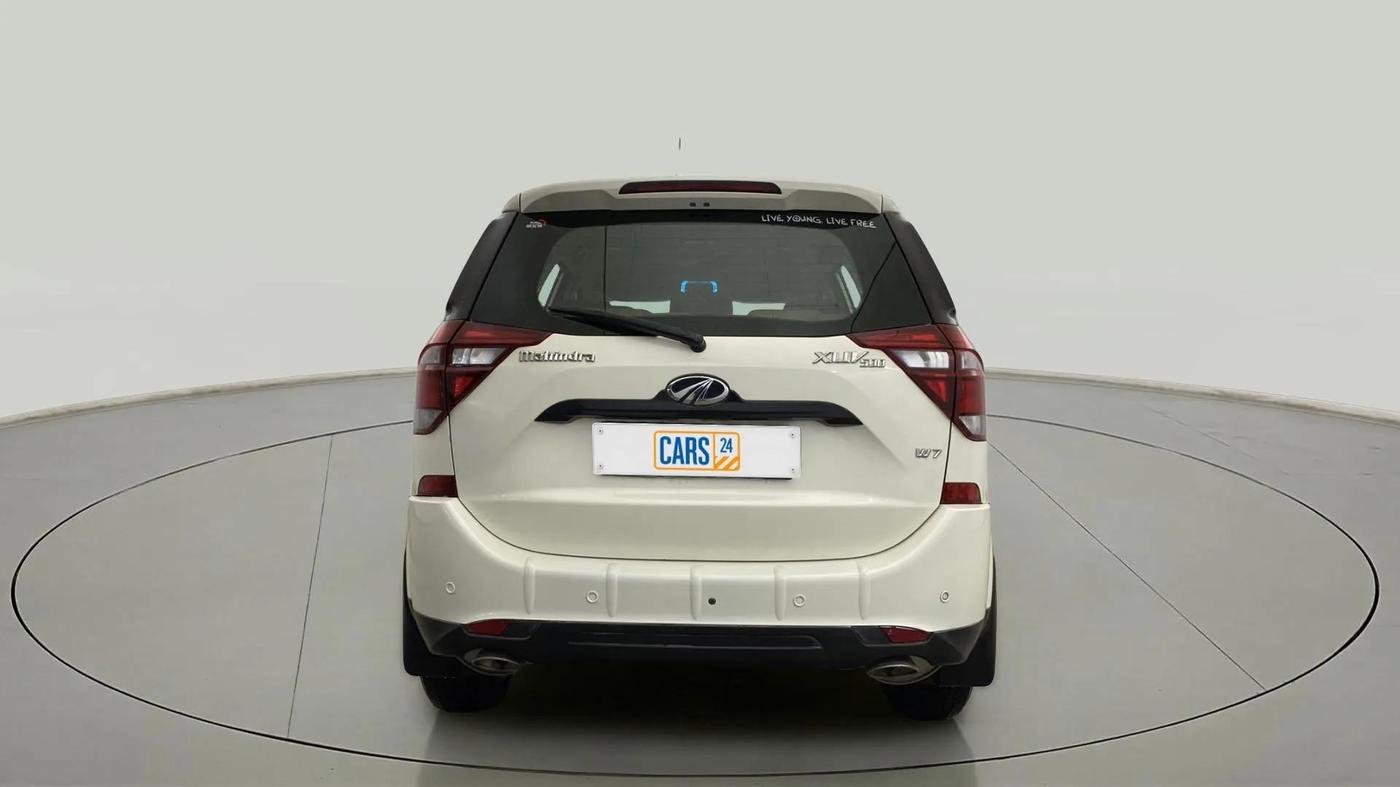 2021 Mahindra XUV500 W7, Diesel, Manual, 19,605 km, Back/Rear