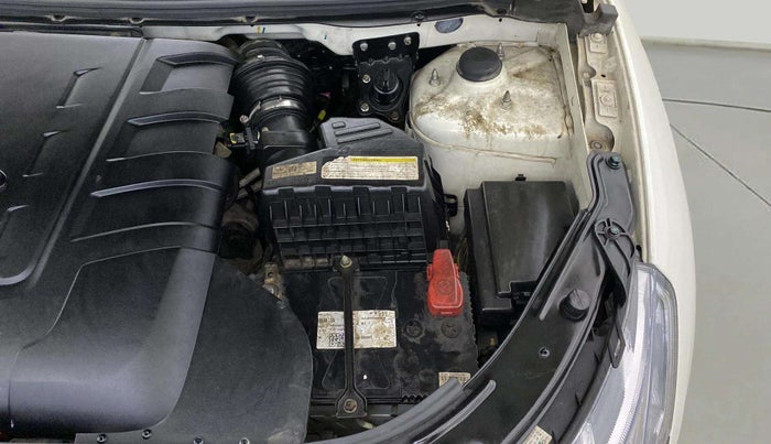2021 Mahindra XUV500 W7, Diesel, Manual, 19,412 km, Engine View - Left