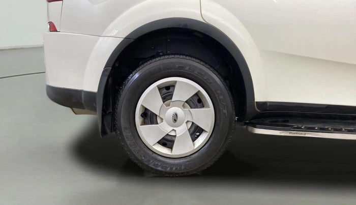 2021 Mahindra XUV500 W7, Diesel, Manual, 19,412 km, Right Rear Wheel
