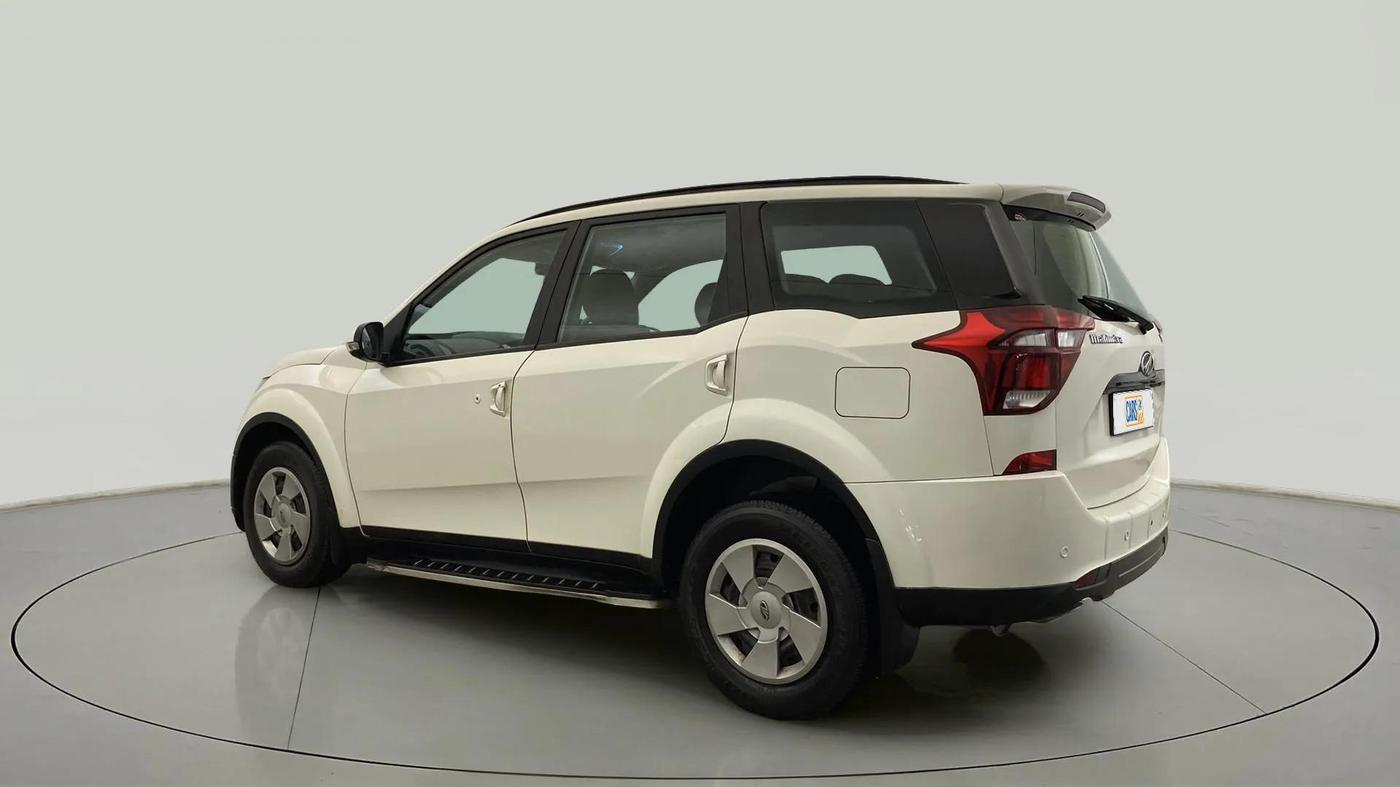2021 Mahindra XUV500 W7, Diesel, Manual, 19,605 km, Left Back Diagonal