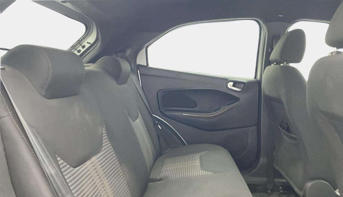 2018 Ford FREESTYLE TITANIUM PLUS 1.5 DIESEL, Diesel, Manual, 77,430 km, Right Side Rear Door Cabin