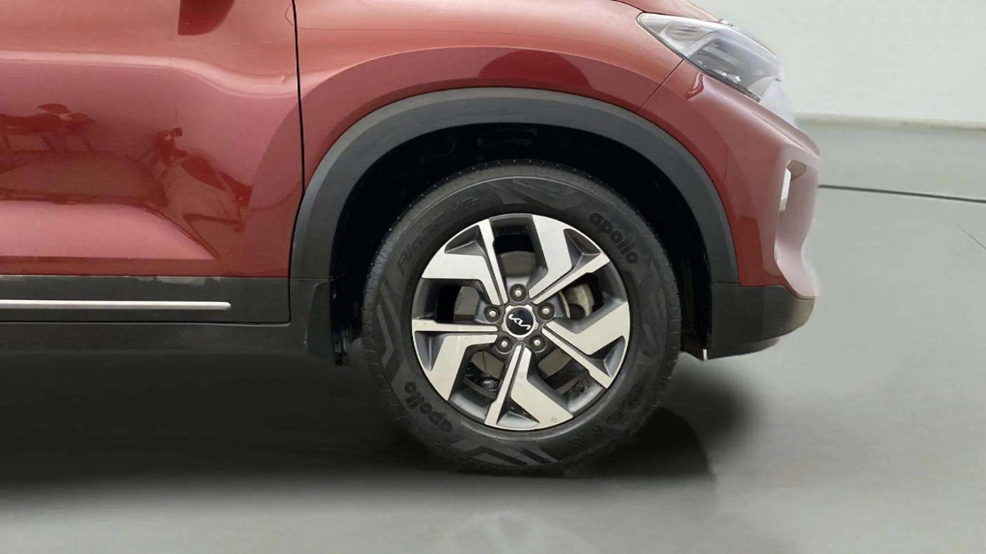 2022 KIA SONET HTX 1.5, Diesel, Manual, 44,868 km, Right Front Wheel