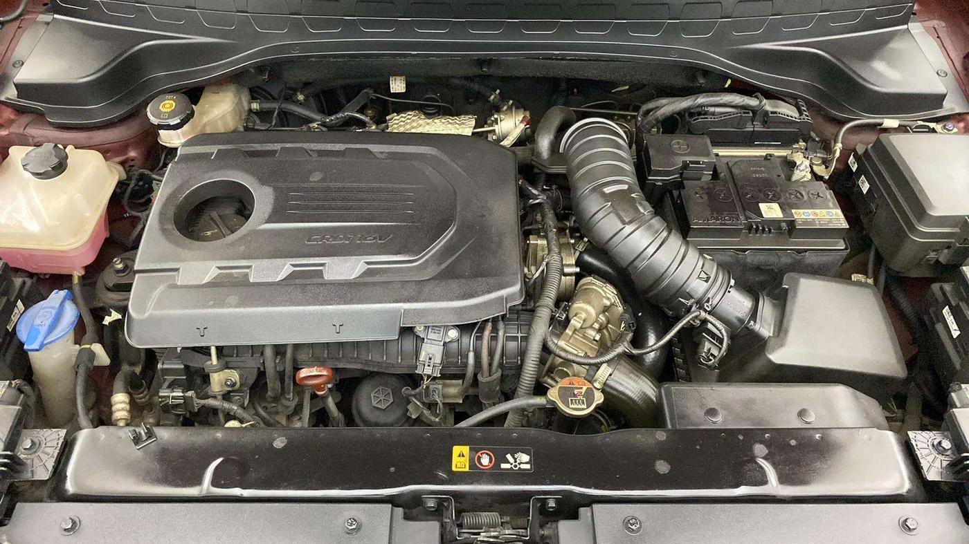 2022 KIA SONET HTX 1.5, Diesel, Manual, 44,868 km, Engine View