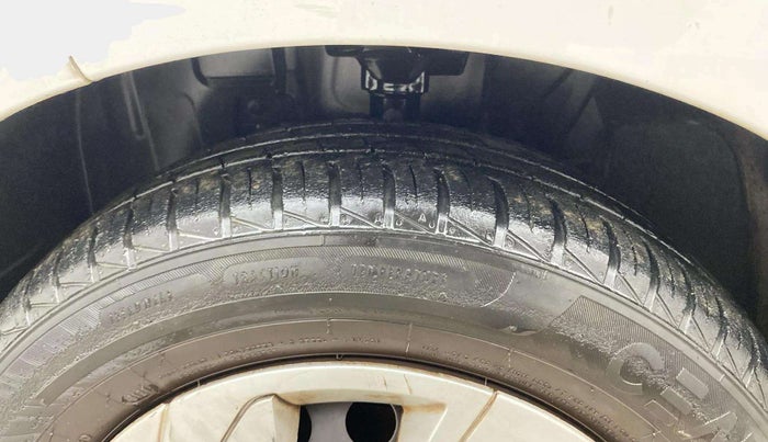 2021 Datsun Redi Go T, Petrol, Manual, 32,041 km, Left Front Tyre Tread