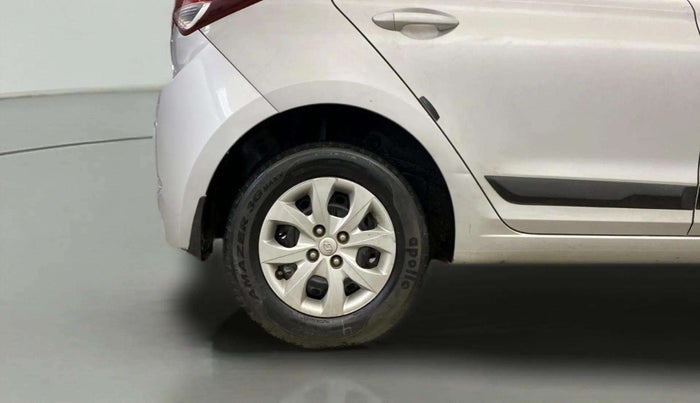 2015 Hyundai Elite i20 SPORTZ 1.2, Petrol, Manual, 39,198 km, Right Rear Wheel