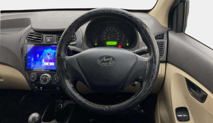 2017 Hyundai Eon ERA +, CNG, Manual, 70,776 km, Steering Wheel Close Up