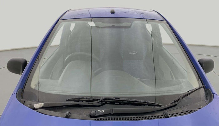 2017 Hyundai Eon ERA +, CNG, Manual, 70,776 km, Front Windshield