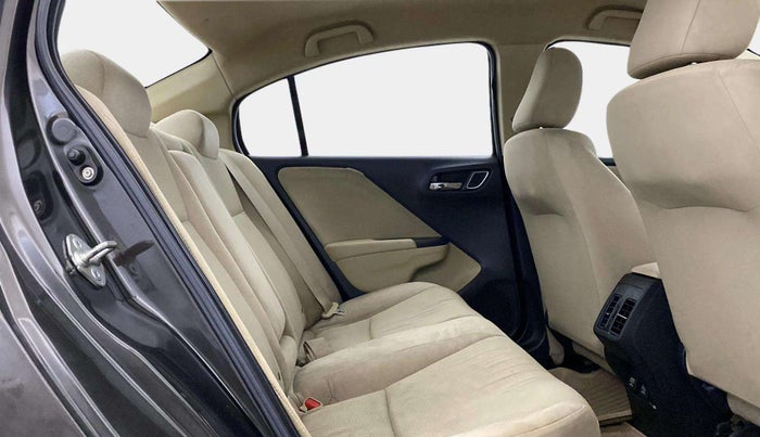 2019 Honda City 1.5L I-VTE V CVT, Petrol, Automatic, 50,159 km, Right Side Rear Door Cabin