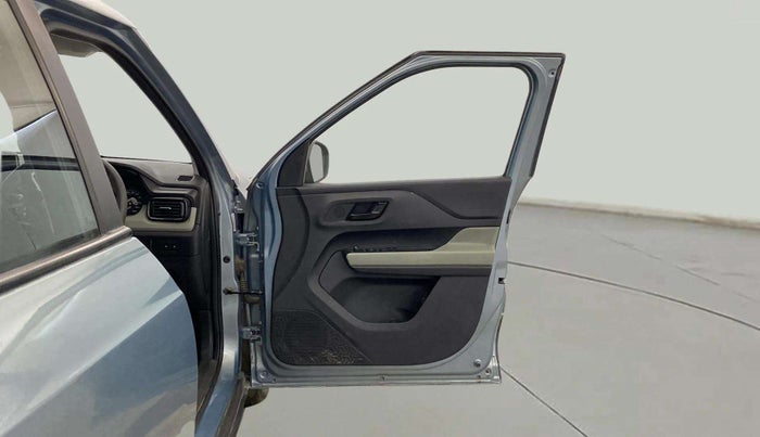 2022 Tata PUNCH ADVENTURE MT, Petrol, Manual, 17,634 km, RHS Front Door