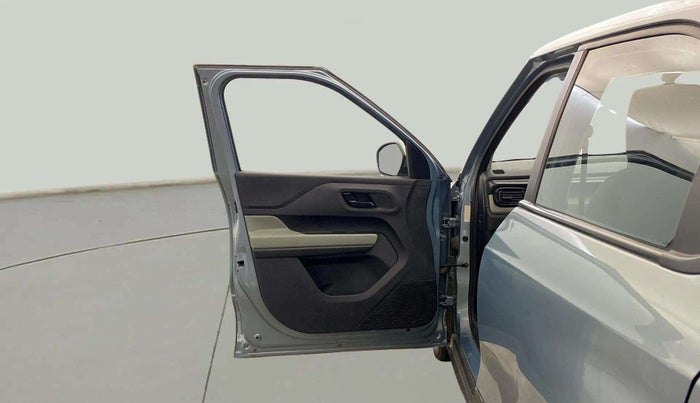2022 Tata PUNCH ADVENTURE MT, Petrol, Manual, 17,634 km, LHS Front Door