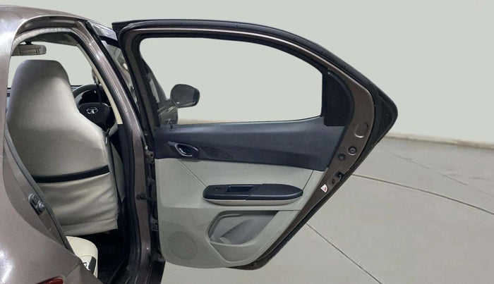 2018 Tata Tiago XT PETROL, Petrol, Manual, 51,126 km, RHS Rear Door