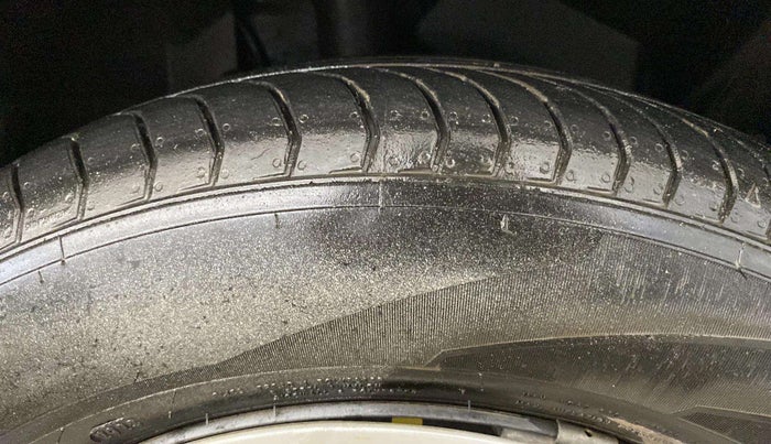 2018 Ford Ecosport TREND + 1.5L PETROL AT, Petrol, Automatic, 55,490 km, Right Front Tyre Tread