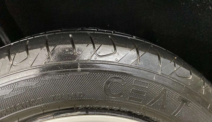 2018 Ford Ecosport TREND + 1.5L PETROL AT, Petrol, Automatic, 55,490 km, Right Rear Tyre Tread