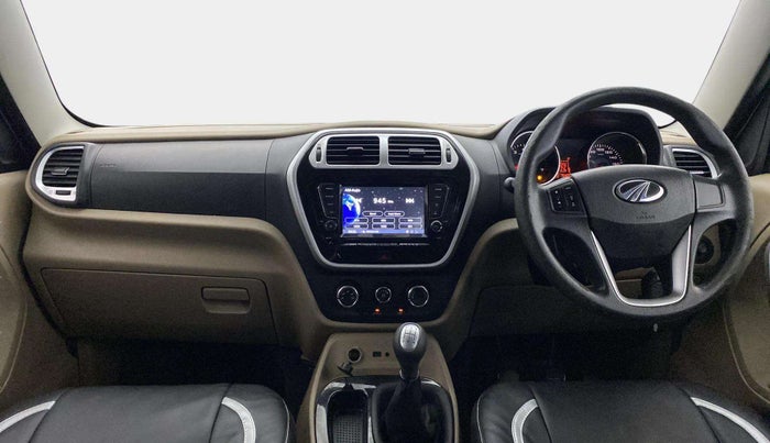 2019 Mahindra TUV300 T10, Diesel, Manual, 75,342 km, Dashboard