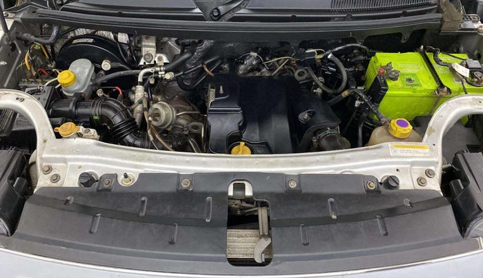 2019 Mahindra TUV300 T10, Diesel, Manual, 75,342 km, Engine View