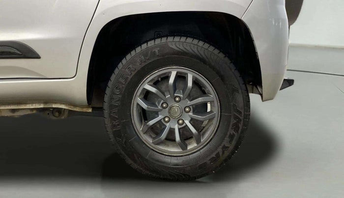 2019 Mahindra TUV300 T10, Diesel, Manual, 75,342 km, Left Rear Wheel