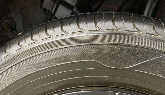 2022 Hyundai VENUE SX 1.2 PETROL, Petrol, Manual, 71,314 km, Left Rear Tyre Tread