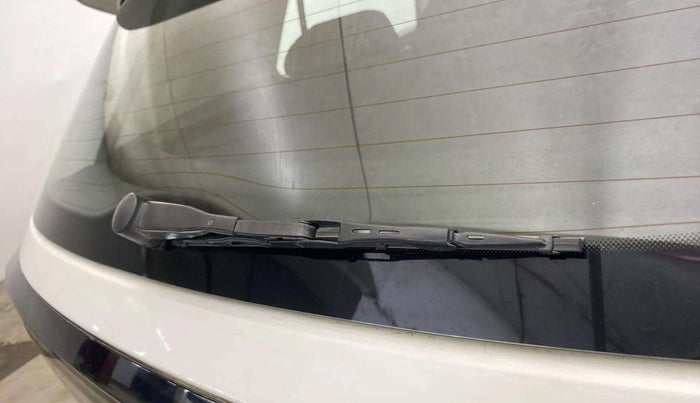 2021 Volkswagen TAIGUN TOPLINE 1.0 TSI AT, Petrol, Automatic, 62,949 km, Rear Wiper