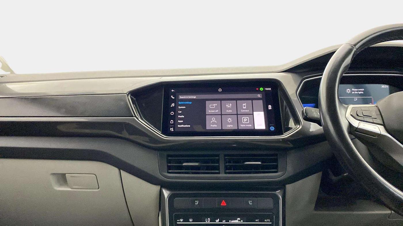 2021 Volkswagen TAIGUN TOPLINE 1.0 TSI AT, Petrol, Automatic, 62,949 km, Air Conditioner