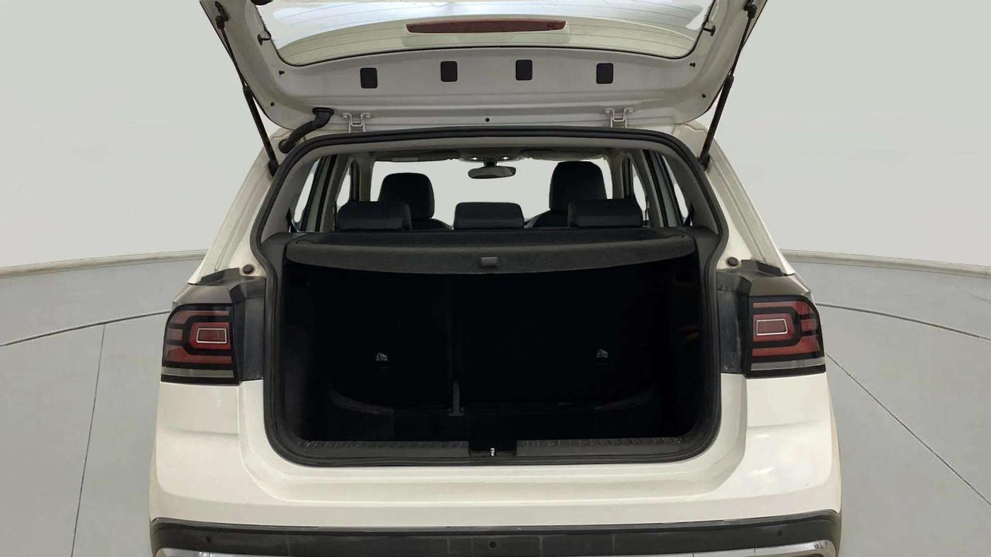 2021 Volkswagen TAIGUN TOPLINE 1.0 TSI AT, Petrol, Automatic, 62,949 km, Boot Inside