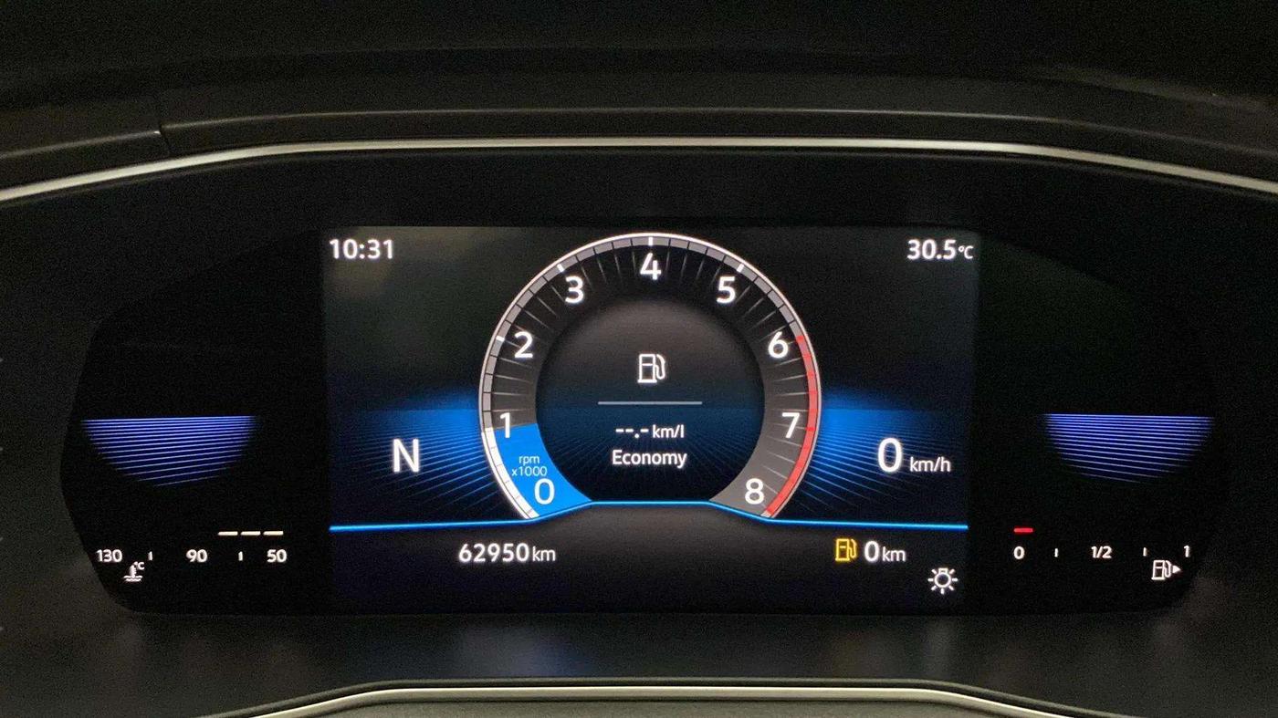 2021 Volkswagen TAIGUN TOPLINE 1.0 TSI AT, Petrol, Automatic, 62,949 km, Odometer Image